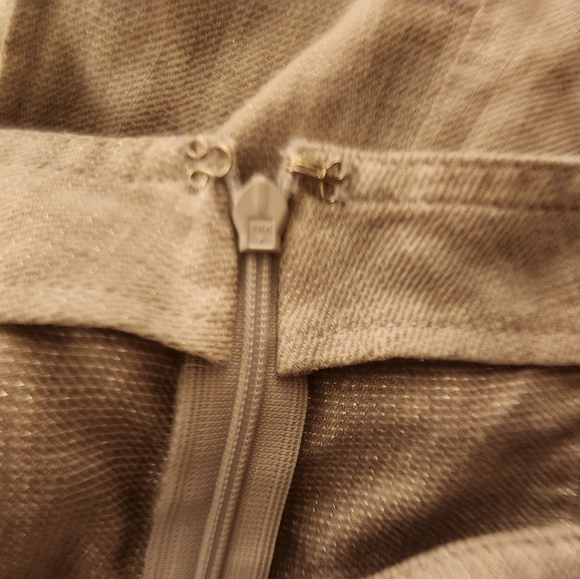 J. Jill Neutral Linen-Blend Midi Skirt in Light Taupe - Picture 3 of 11